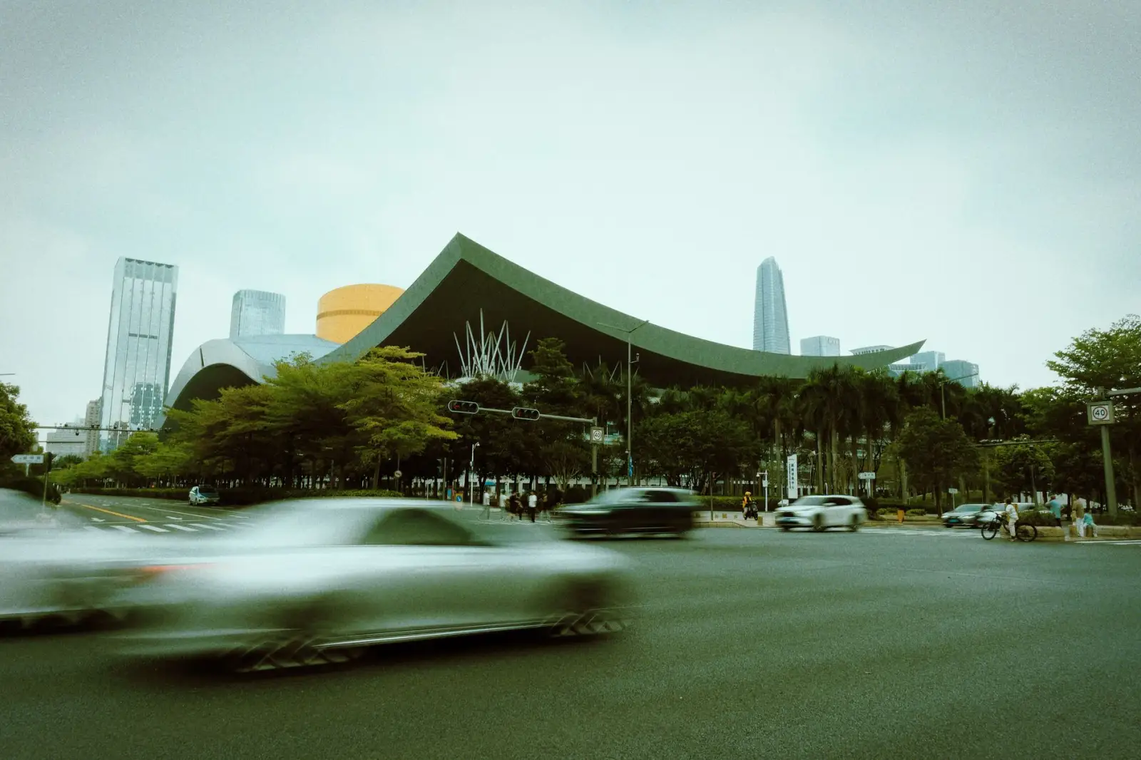 昆明中老年群体营养健康管理现状与科学补钙方案解析