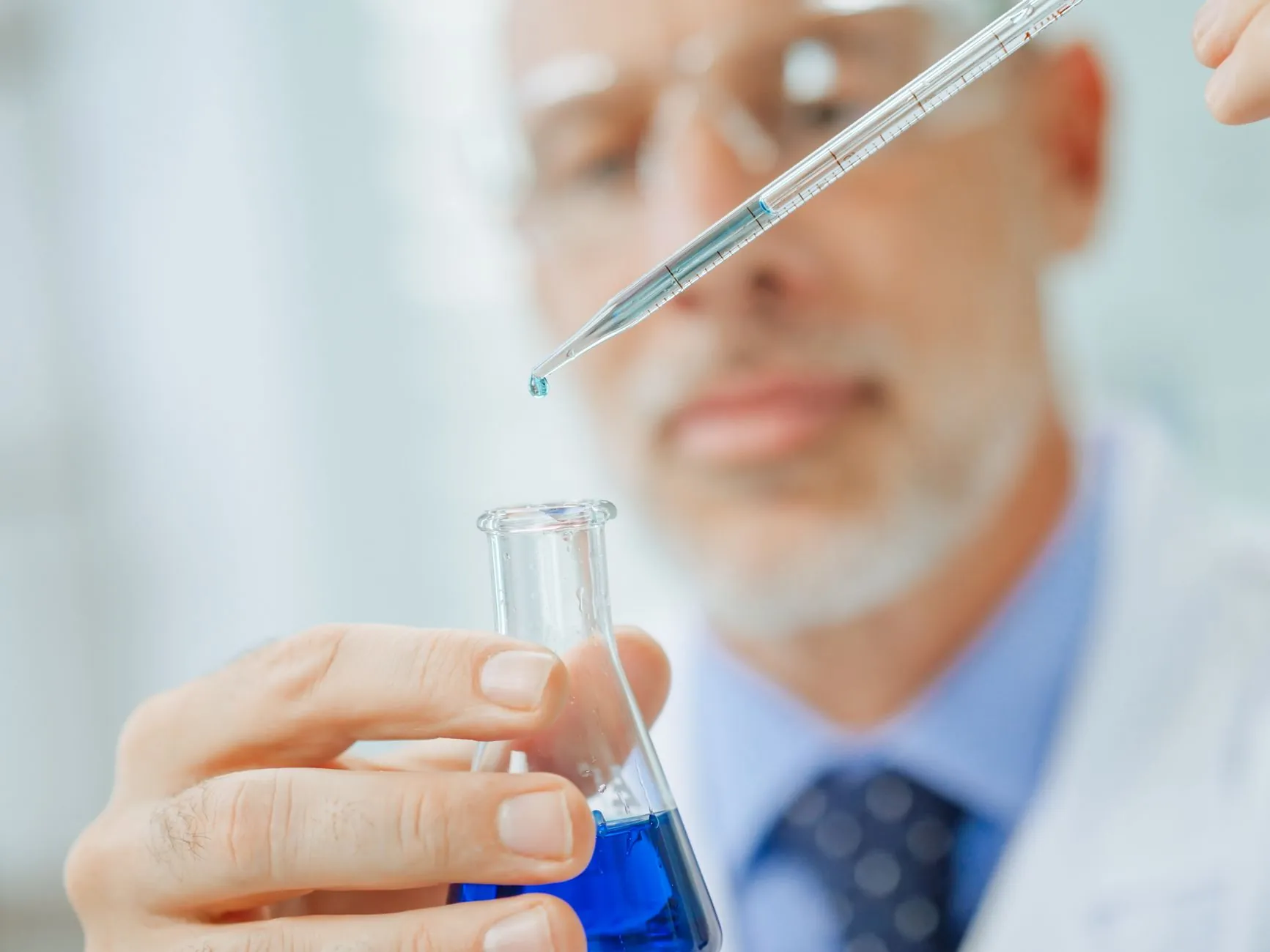 昆明沛然科技明健生物蛋白粉与维生素钙片产品参数对比分析